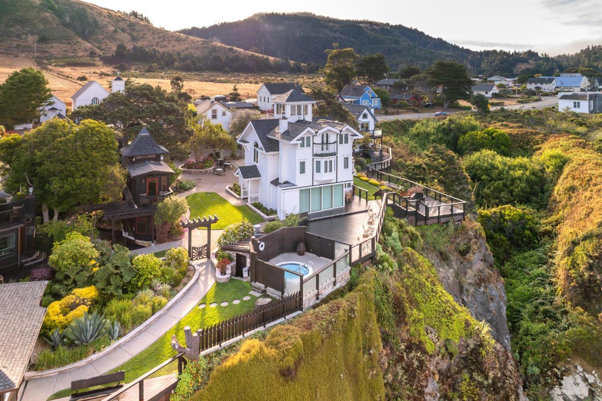 Sacred Rock Inn Elk Ngoại thất bức ảnh